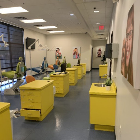 AZ Kids Dental Clinic - Inside